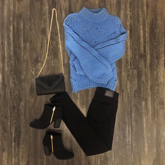 H&m Sweater - Picture 2 of 8